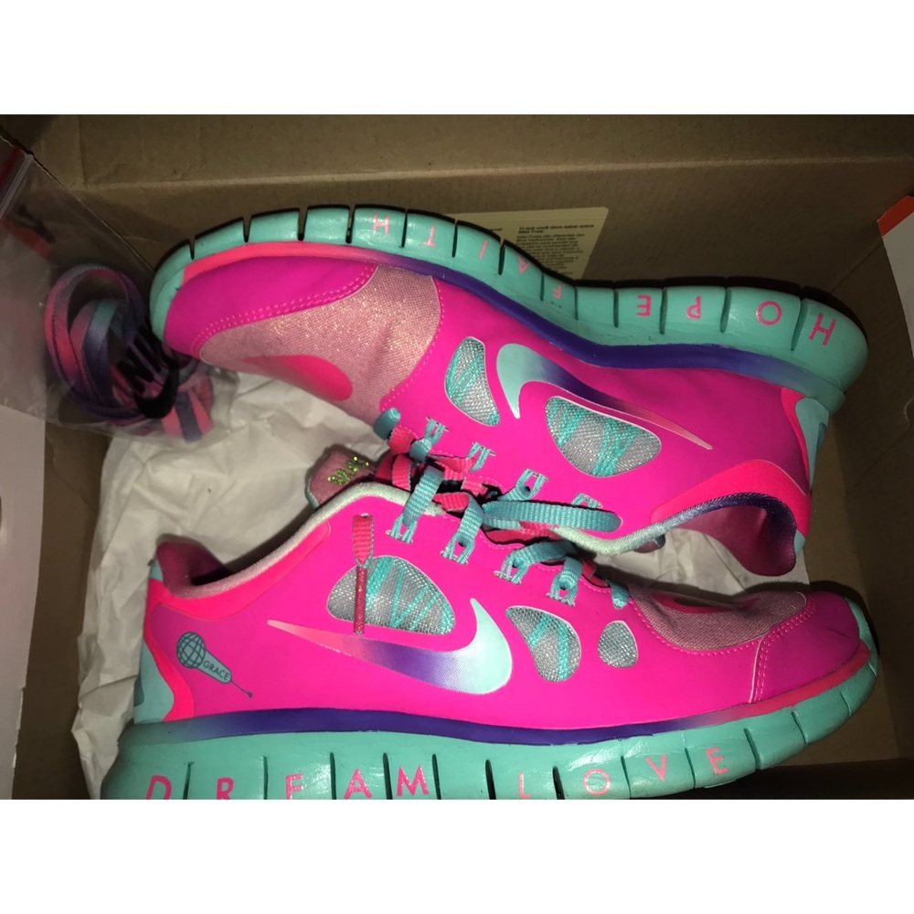 Nike Free Run- Size 6.5 - used/excellent condition
